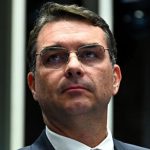 Flávio Bolsonaro critica gasto do governo Lula com cruzeiros na COP30