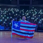 Humorista Carlos Pulico se apresenta neste sábado (7) no Restaurante Porto Raposa