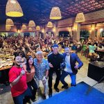 Instituto Udes Cruz lota restaurante Porto Raposa com show de Carlos Pulico