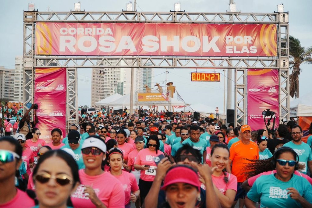 Mobilização pelo Dia da Mulher reúne 5 mil pessoas na Corrida Rosa Shok Por Elas