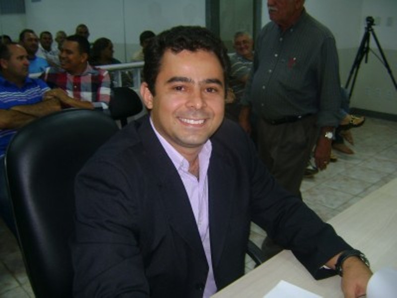 Resultado de imagem para prefeito Wellryk Oliveira Costa da Silva,