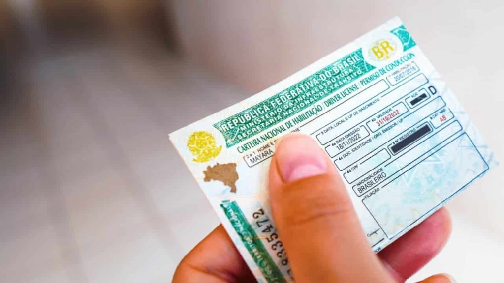 CNH: nova legislação sancionada por Lula traz renovação automática