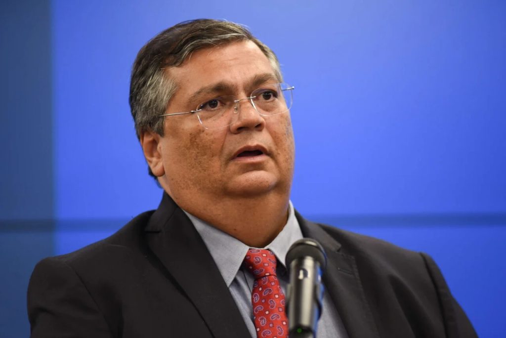 Ministro Flávio Dino rebate críticas sobre “poder individual” no STF