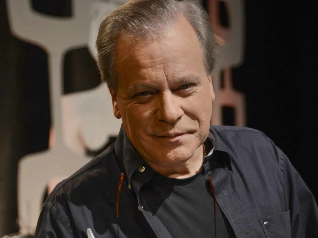 Chico Pinheiro relata descoberta de câncer no intestino e fala sobre recuperação