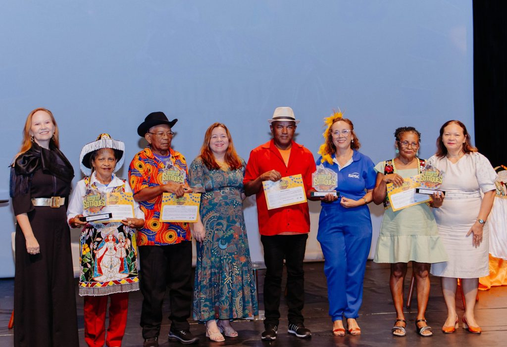 Homenagem aos Mestres e Mestras da Cultura Maranhense marca abertura emocionante do Balaio de Sotaques 2026