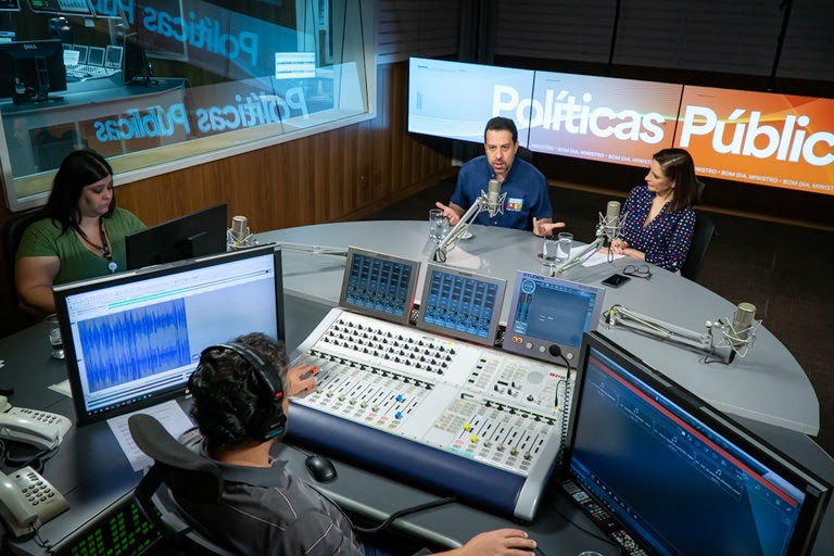Fim da escala 6×1 pode tirar milhões da exaustão, afirma Guilherme Boulos