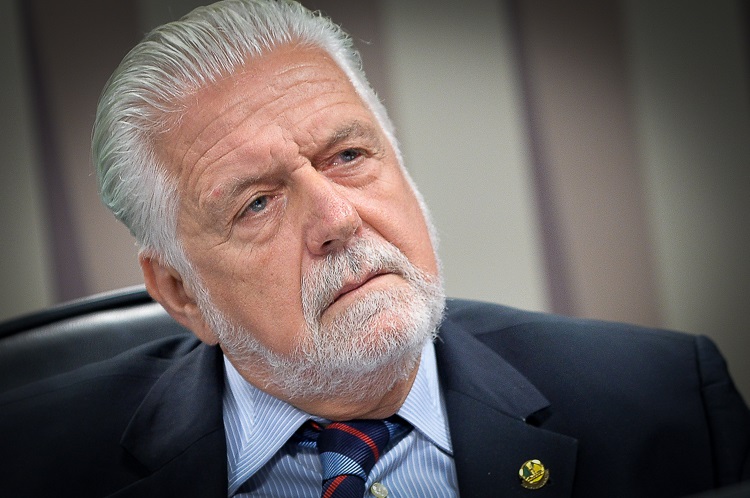 Jaques Wagner se distancia de Vorcaro: “Tenho relação praticamente zero”