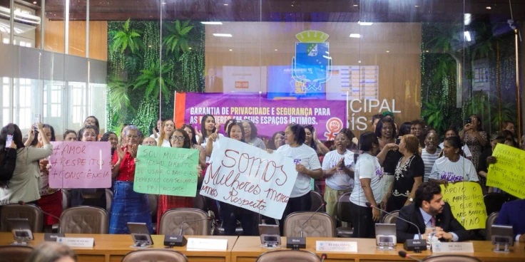 Decisão do TJMA suspende lei que restringia acesso de mulheres trans a banheiros femininos