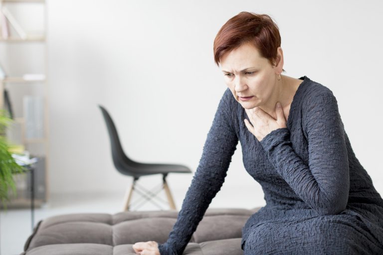 Infarto em mulheres após a menopausa pode não ter dor no peito