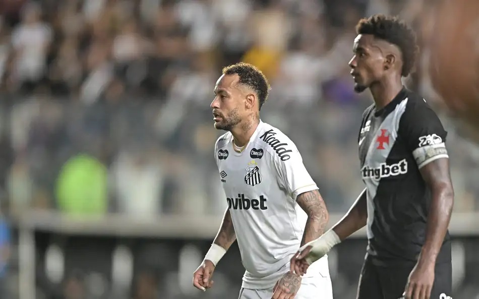 Após polêmica em campo, Neymar quebra o silêncio: ‘Não tem rivalidade’