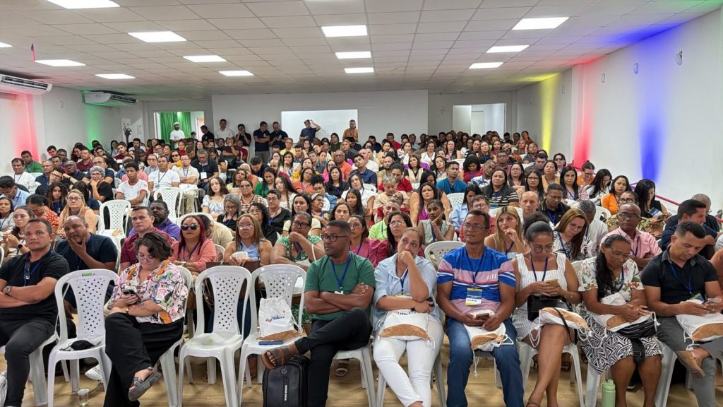 Encontro pedagógico reúne mais de 5 mil professores e encerra ciclo de eventos no Maranhão