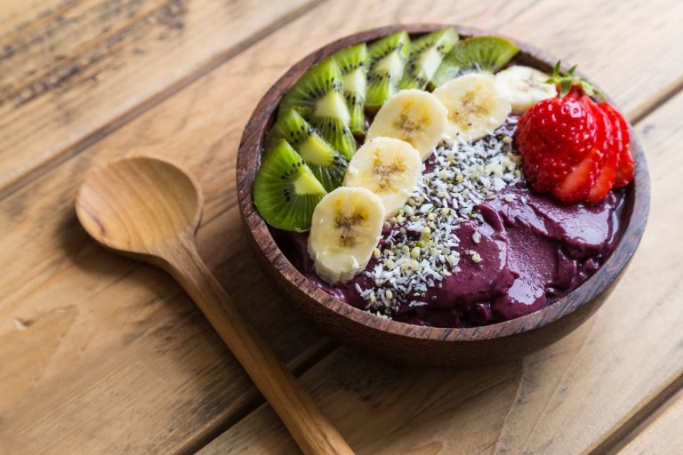5 formas de incluir o açaí em uma alimentação equilibrada