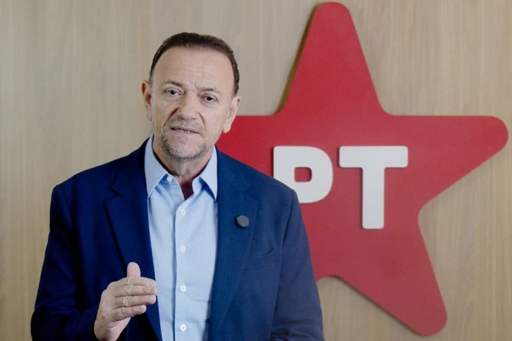 Presidente do PT prevê Lula em debates caso eleição vá ao 2º turno