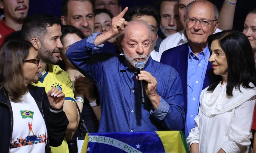 Lula promete mudança na gestão do país: “Vamos mudar o jeito de governar”