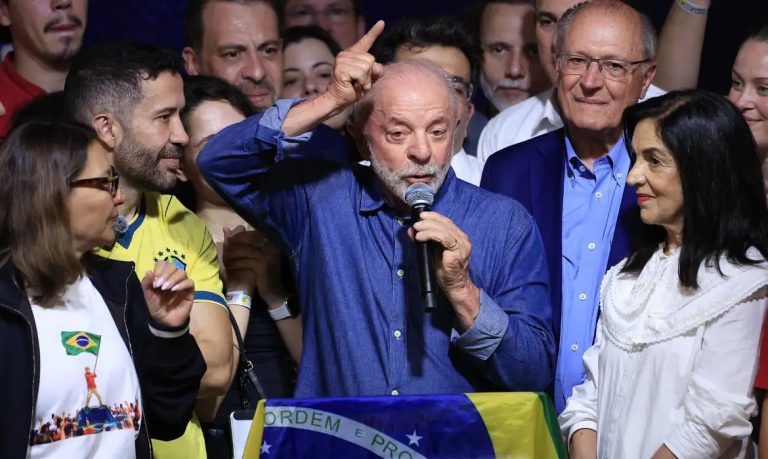 Lula promete mudança na gestão do país: “Vamos mudar o jeito de governar”
